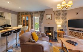 Abbey Holidays Loch Ness Luxury Self Catering 2 Bedroom Cottages